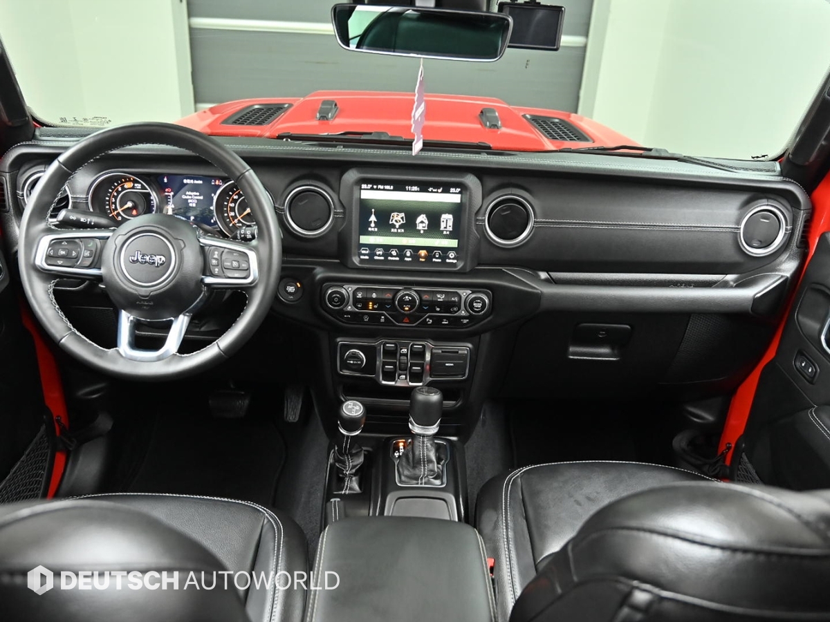 Rubicon 4-Door Power Top